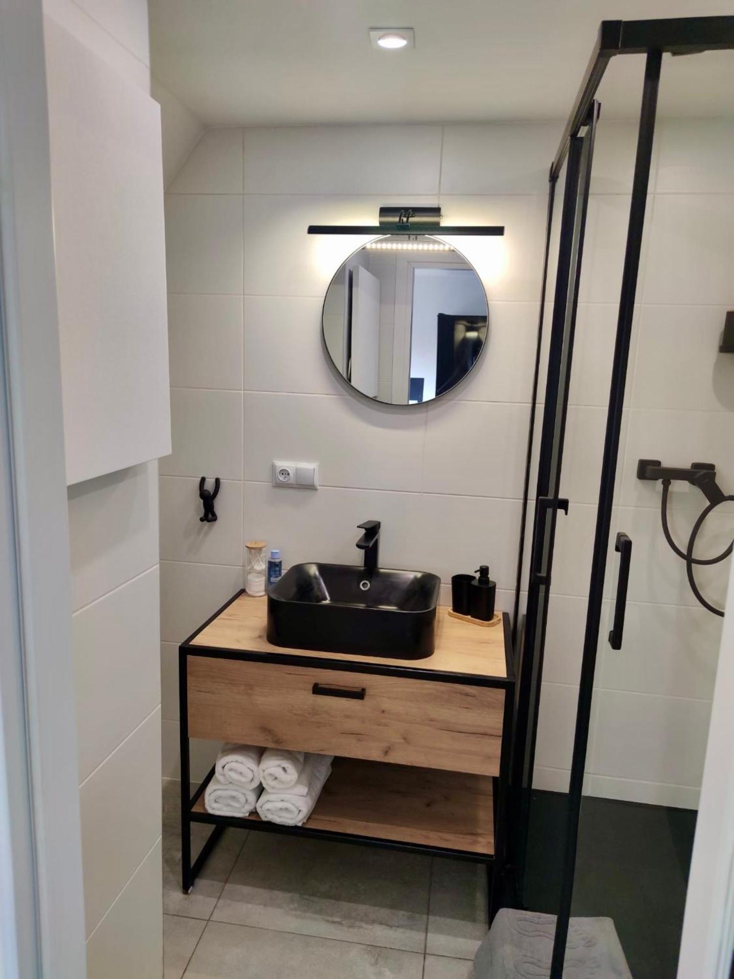 Apartament Michalowskiego W Poblizu Radiostacji Gliwice Luaran gambar